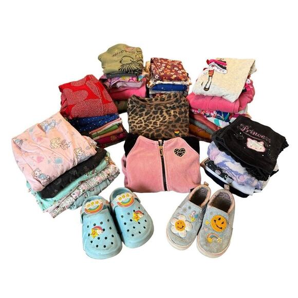 GIRLS CLOTHING LOT 4/5T Juicy Couture Spiritual Gangster Outfits 54 PIECE BUNDLE - Picture 1 of 9